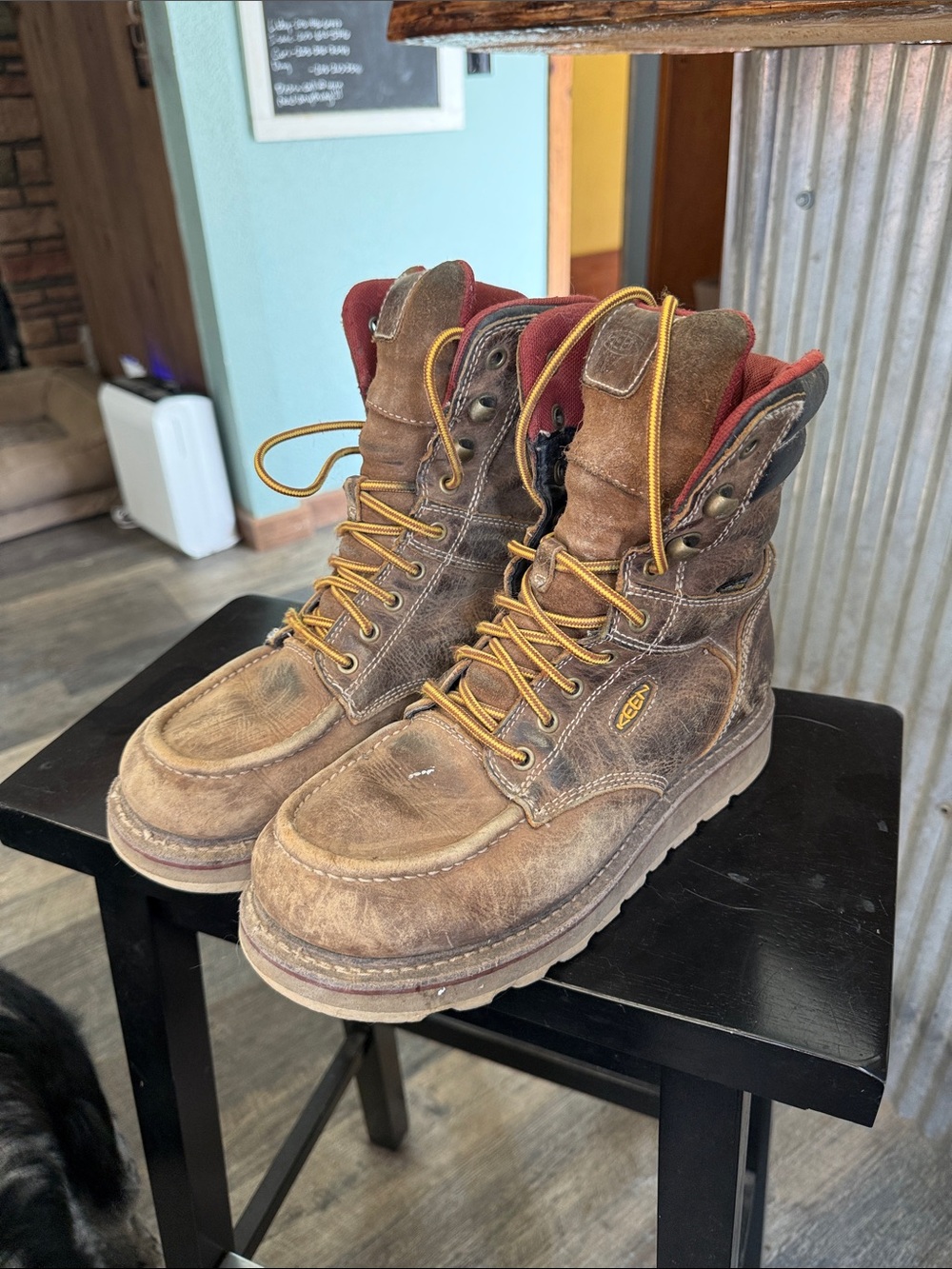 Keen Brown Leather Work Boots with Red Lining
